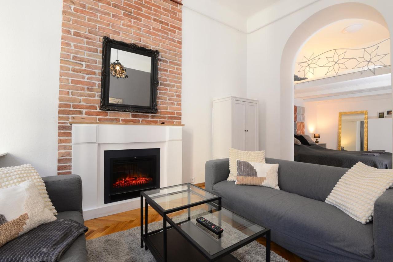 Your Place Apartman บูดาเปสต์ ภายนอก รูปภาพ